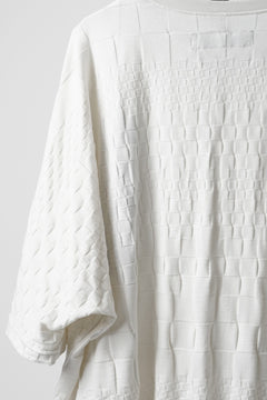 画像をギャラリービューアに読み込む, A.F ARTEFACT GRADIENT PLAID PATTERN DOLMAN TEE (CREAM)