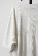 画像をギャラリービューアに読み込む, A.F ARTEFACT DEFORMED STRIPE PATTERN DOLMAN TEE (CREAM)