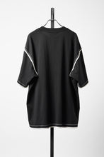 Load image into Gallery viewer, OBLADI BLACK T-SHIRT WIDTH BEIGE OVERLOCK STITCHING (BLACK)