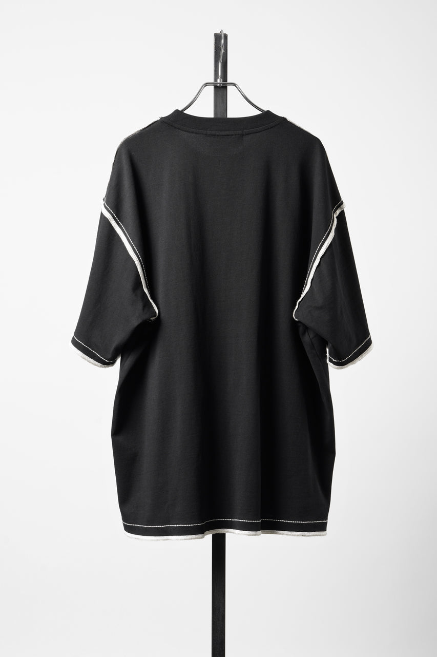 Load image into Gallery viewer, OBLADI BLACK T-SHIRT WIDTH BEIGE OVERLOCK STITCHING (BLACK)