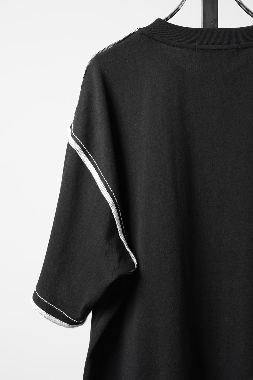 Load image into Gallery viewer, OBLADI BLACK T-SHIRT WIDTH BEIGE OVERLOCK STITCHING (BLACK)