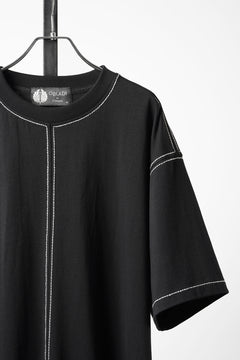 Load image into Gallery viewer, OBLADI BEIGE STITCHES ON BLACK T-SHIRT (BLACK)