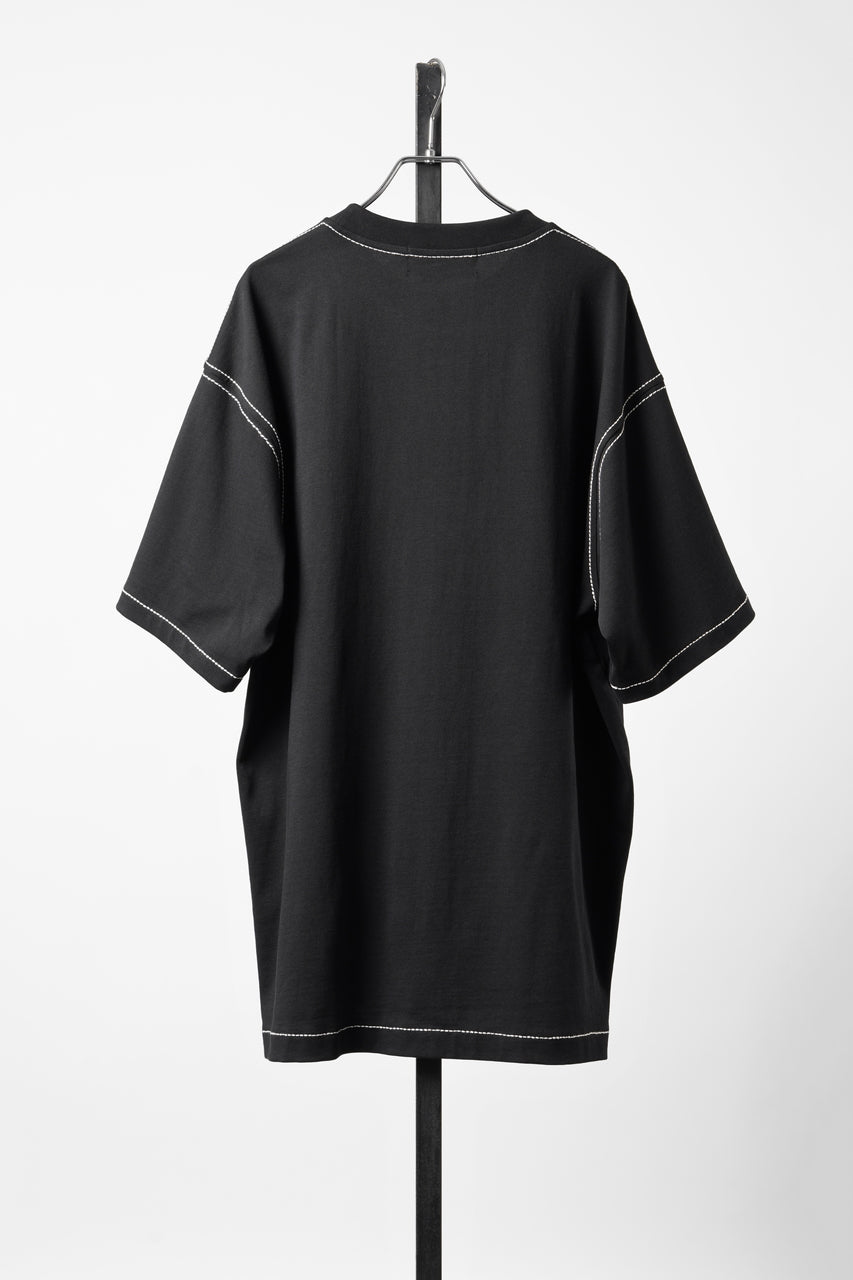 Load image into Gallery viewer, OBLADI BEIGE STITCHES ON BLACK T-SHIRT (BLACK)