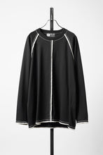 Load image into Gallery viewer, OBLADI RAGLAN LONG-SLEEVE T-SHIRT WIDTH BEIGE OVERLOCK STITCHING (BLACK)
