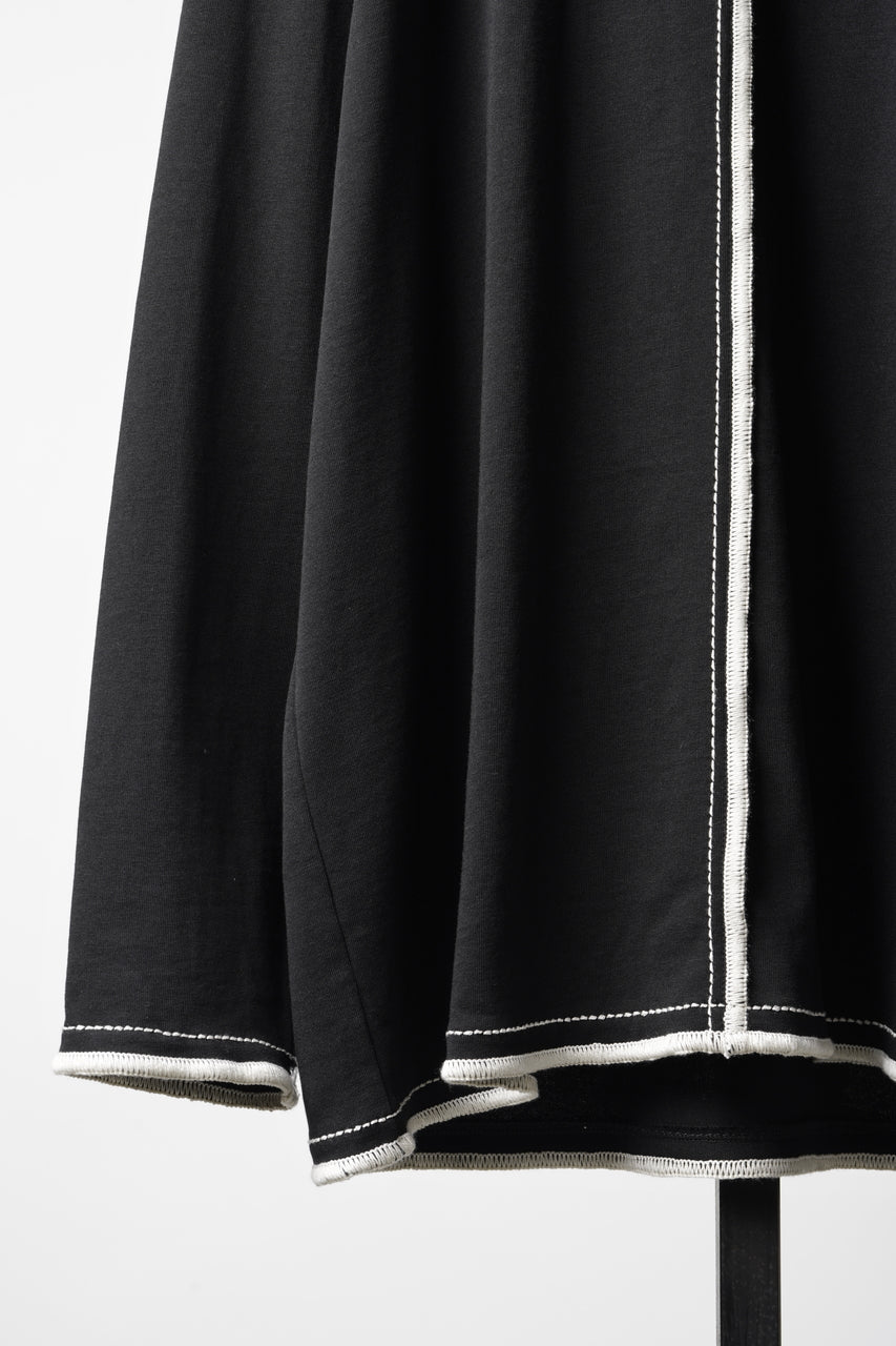 Load image into Gallery viewer, OBLADI RAGLAN LONG-SLEEVE T-SHIRT WIDTH BEIGE OVERLOCK STITCHING (BLACK)