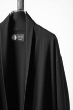 画像をギャラリービューアに読み込む, OBLADI CARDIGAN WITH BEIGE STITCHED POCKET (BLACK)