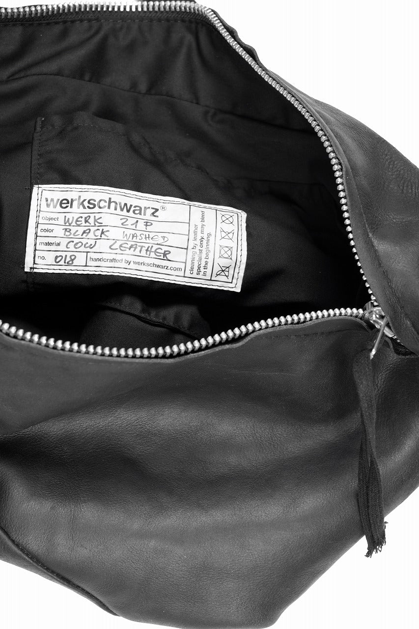 画像をギャラリービューアに読み込む, werkschwarz exclusive SHOULDER BAG 21p / PULL UP COW LEATHER (BLACK)