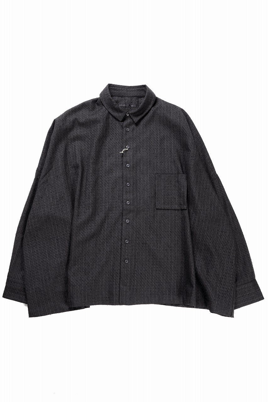 KLASICA EXTRA WIDE OUTER SHIRTS / FORK NEEDLE PUNCH SUPER 100's PENCIL STRIPE (IRON BROWN STRIPES)
