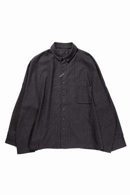 KLASICA EXTRA WIDE OUTER SHIRTS / FORK NEEDLE PUNCH SUPER 100's PENCIL STRIPE (IRON BROWN STRIPES)