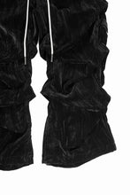 画像をギャラリービューアに読み込む, A.F ARTEFACT WASHER VELOR TUCK WIDE PANTS (BLACK)