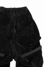 画像をギャラリービューアに読み込む, A.F ARTEFACT WASHER VELOR TUCK WIDE PANTS (BLACK)