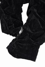 画像をギャラリービューアに読み込む, A.F ARTEFACT WASHER VELOR TUCK WIDE PANTS (BLACK)