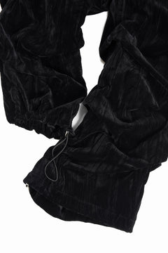 画像をギャラリービューアに読み込む, A.F ARTEFACT WASHER VELOR TUCK WIDE PANTS (BLACK)