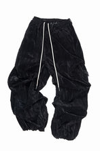 画像をギャラリービューアに読み込む, A.F ARTEFACT WASHER VELOR TUCK WIDE PANTS (BLACK)