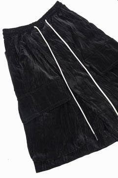 画像をギャラリービューアに読み込む, A.F ARTEFACT WASHER VELOR WRAP SKIRT SHORTS (BLACK)