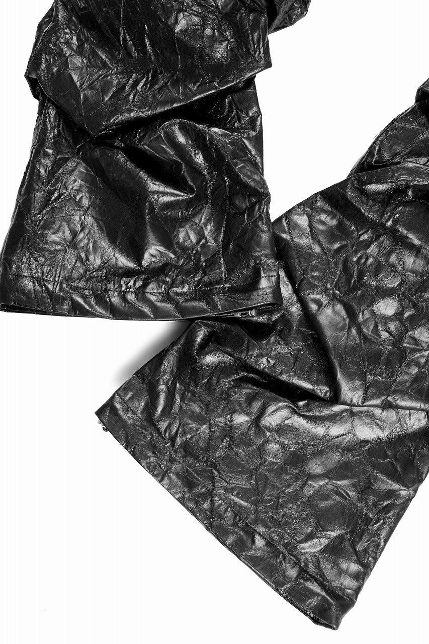 A.F ARTEFACT TUCK CARGO PANTS / WASHER SYNTHETIC LEATHER (BLACK)