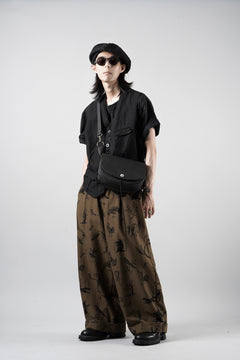 Load image into Gallery viewer, ierib x LOOM exclusive Medicine Bag / Saddle Leather (BLACK)