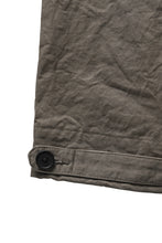 Load image into Gallery viewer, KLASICA "LINDBERG Ⅱ-TW" SIDE TUCKED WIDE STRAIGHT TROUSERS / HAND DYED HIGH DENSITY TWILL (DUST)
