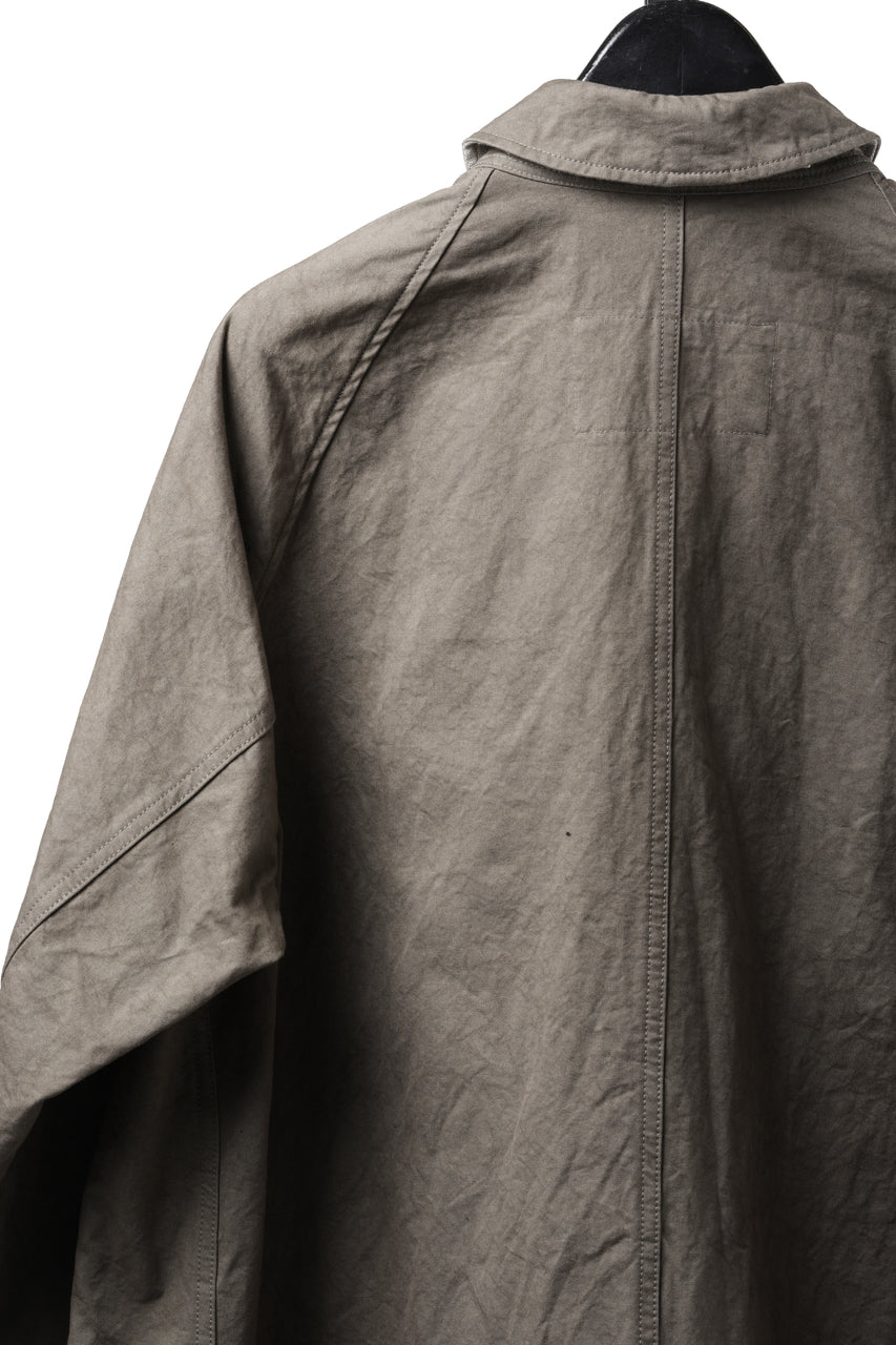 Load image into Gallery viewer, KLASICA "GHOST Ⅱ" SINGLE LAYER BALMACAAN COAT / HAND DYED HIGH DENSITY TWILL (DUST)