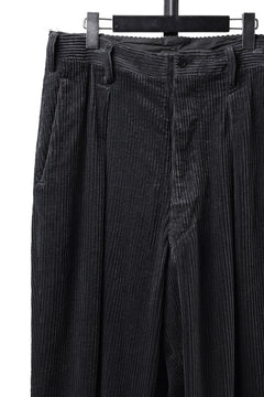 画像をギャラリービューアに読み込む, KLASICA "PACE-CD" WIDE AND TAPERED SILENT TROUSERS / HI-SOFT FINISHED 5-WALE CORDUROY (IRON)