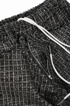 画像をギャラリービューアに読み込む, A.F ARTEFACT TUCK CARGO PANTS / LUXURY TWEED (BLACK x GOLD)