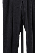画像をギャラリービューアに読み込む, KLASICA "PACE-CD" WIDE AND TAPERED SILENT TROUSERS / HI-SOFT FINISHED 5-WALE CORDUROY (IRON)