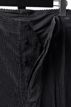 画像をギャラリービューアに読み込む, KLASICA "PACE-CD" WIDE AND TAPERED SILENT TROUSERS / HI-SOFT FINISHED 5-WALE CORDUROY (IRON)