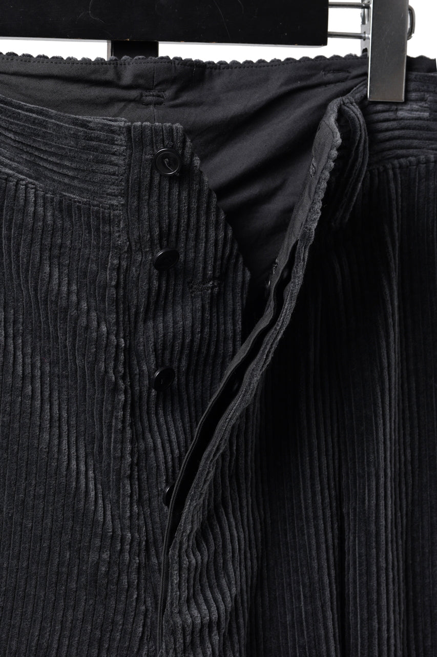画像をギャラリービューアに読み込む, KLASICA "PACE-CD" WIDE AND TAPERED SILENT TROUSERS / HI-SOFT FINISHED 5-WALE CORDUROY (IRON)