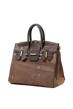Load image into Gallery viewer, ierib exclusive 2Way Bark Bag 30 / Vintage SAKABUKURO + Waxed Horse Butt (BROWN / EBONY #A)
