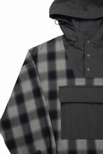 画像をギャラリービューアに読み込む, F/CE. WATER-SHIELD CHECK ANORAK SHIRT (GRAY)