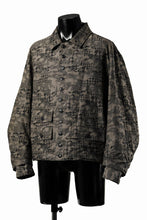 画像をギャラリービューアに読み込む, KLASICA "IRWELL" CURVED ARM BUTTON BLOUSON / BACK JACQUARD HOUND TOOTH CAMO (FOREST)