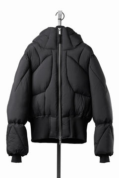 Load image into Gallery viewer, thom/krom HIGH NECK &amp; BIG HOODIE JACKET / WARM PUFFER (BLACK)
