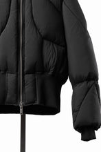 Load image into Gallery viewer, thom/krom HIGH NECK &amp; BIG HOODIE JACKET / WARM PUFFER (BLACK)