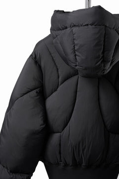 Load image into Gallery viewer, thom/krom HIGH NECK &amp; BIG HOODIE JACKET / WARM PUFFER (BLACK)