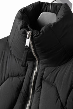 Load image into Gallery viewer, thom/krom OVERSIZED HIGH NECK JACKET / WARM PUFFER (BLACK)