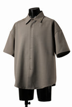Load image into Gallery viewer, entire studios SHORT SLEEVE SHIRT (HILLS)
