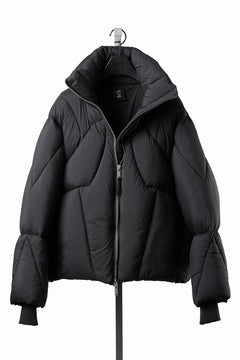 Load image into Gallery viewer, thom/krom OVERSIZED HIGH NECK JACKET / WARM PUFFER (BLACK)