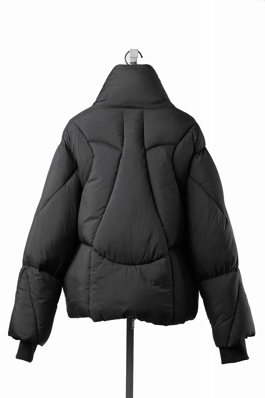 Load image into Gallery viewer, thom/krom OVERSIZED HIGH NECK JACKET / WARM PUFFER (BLACK)