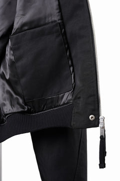 Load image into Gallery viewer, thom/krom MA-1 BOMBER JACKET / WARM PADDED FILL (BLACK)