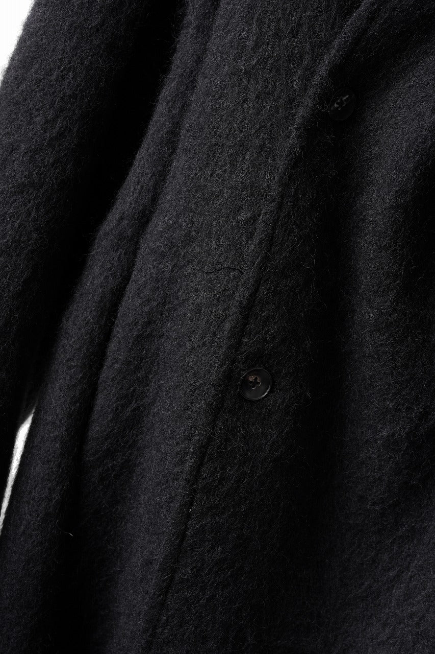 Load image into Gallery viewer, daub HOODED WRAP COAT / VIRGIN WOOL (BLACK)