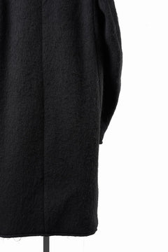 Load image into Gallery viewer, daub HOODED WRAP COAT / VIRGIN WOOL (BLACK)