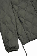 画像をギャラリービューアに読み込む, F/CE. x TAION® PACKABLE INNER DOWN JACKET (OLIVE GRAY)