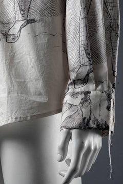 Load image into Gallery viewer, A TENTATIVE ATELIER Alvin REPLICA BIG EDGE PRINT SHIRT (NATURAL)