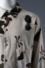 Load image into Gallery viewer, Aleksandr Manamis exclusive AUTOMNE VERT CLASSIC SHIRT (AUTOMNE VERT)