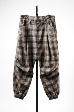 画像をギャラリービューアに読み込む, 【SAMPLE】A.F ARTEFACT TUCK WIDE EASY PANTS / TARTAN CHECK (BROWN x BEIGE)