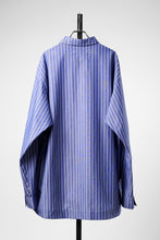 Load image into Gallery viewer, 【SAMPLE】A.F ARTEFACT LOOSE OVER SHIRT / STRIPE COTTON POPLIN (BLUE)