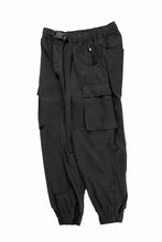 画像をギャラリービューアに読み込む, thom/krom CINCH CLOSURE CARGO TROUSERS / PEACHED COTTON MIX (BLACK)