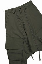 画像をギャラリービューアに読み込む, 【SAMPLE SALE】A.F ARTEFACT D-CLOTCH BIG CARGO CROPPED PANTS (KHAKI)