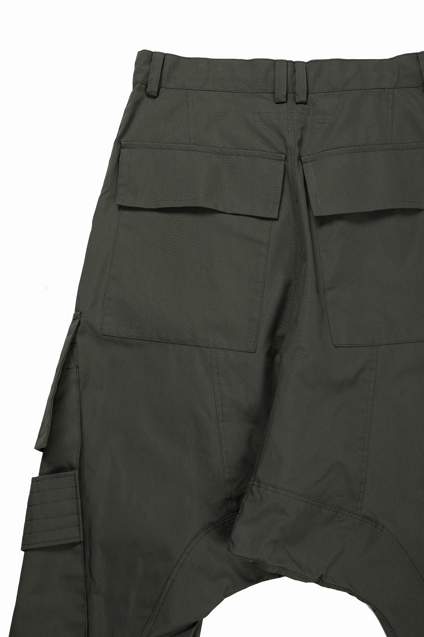 画像をギャラリービューアに読み込む, 【SAMPLE SALE】A.F ARTEFACT D-CLOTCH BIG CARGO CROPPED PANTS (KHAKI)
