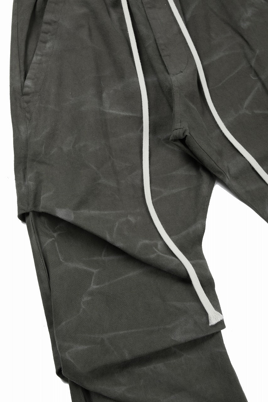 画像をギャラリービューアに読み込む, 【SAMPLE SALE】A.F ARTEFACT TUCK VOLUME BAGGY PANTS / VINTAGE DYED (KHAKI)